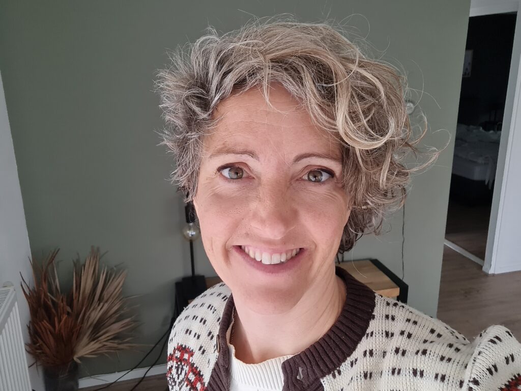 Lofzangers Boeker Anne-Marie Droes